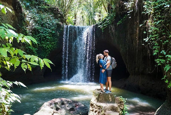 Suwat Waterfall 