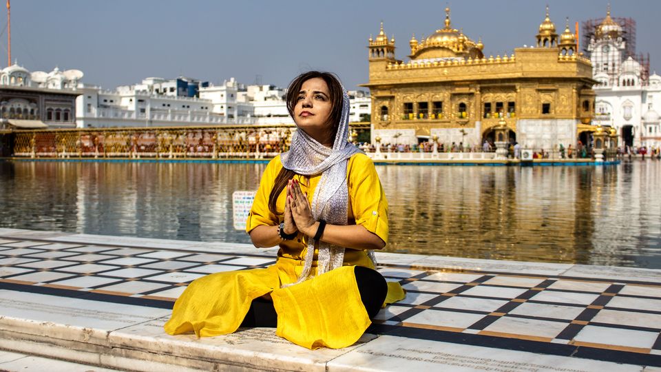 yoga at the Golden Temple in Amritsar