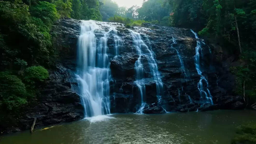 Explore top Tourist Places in Coimbatore for One Day Trip